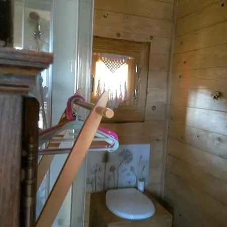 Sur Pilotis Ane'ita De L'arbenquens شاليه *